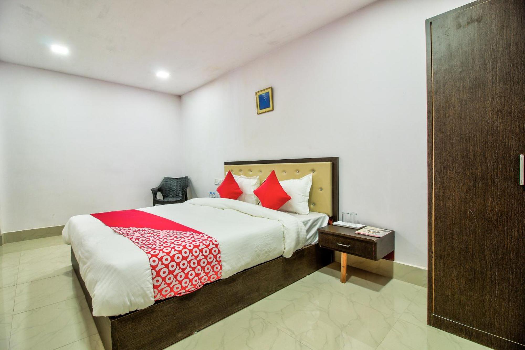 Oyo Flagship Spc & Span Hotel Jamshedpur Exterior photo